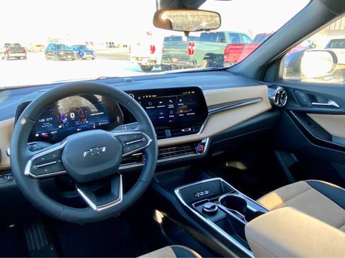 New 2026 Chevrolet Equinox ACTIV image 34