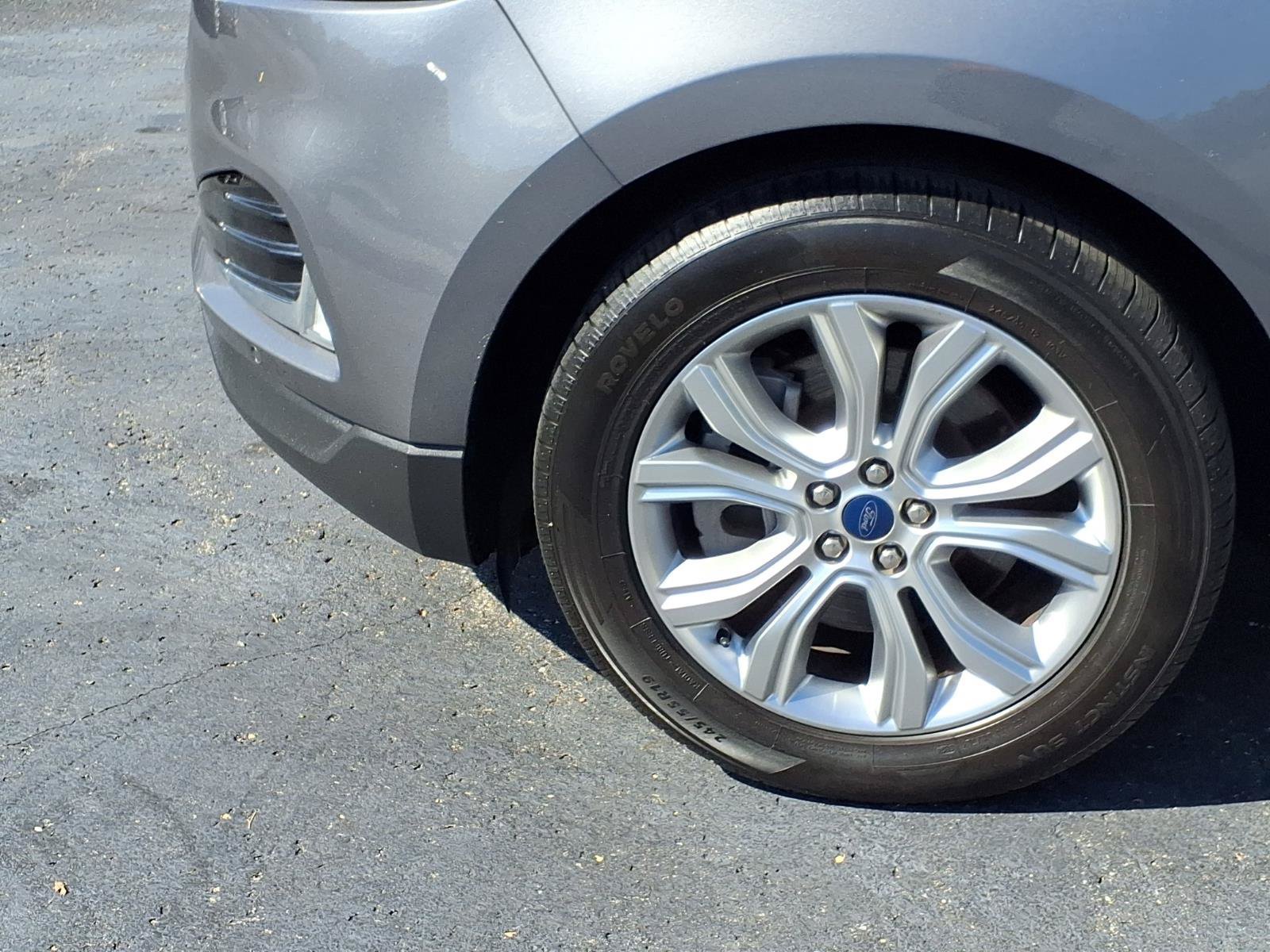 Used 2022 Ford Edge Titanium AWD/4WD image 21