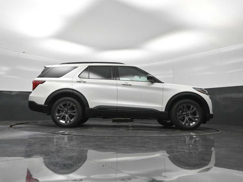 New 2026 Ford Explorer Active w/ Active Comfort Package AWD/4WD image 57