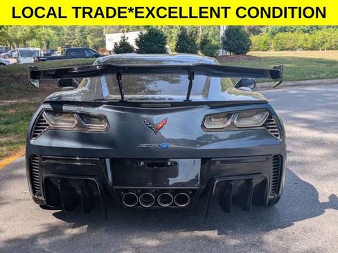 Used 2019 Chevrolet Corvette ZR1 RWD image 3