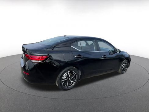 Used 2025 Nissan Sentra SV image 15