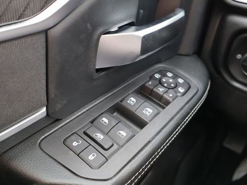 New 2026 RAM 2500 Big Horn AWD/4WD image 17
