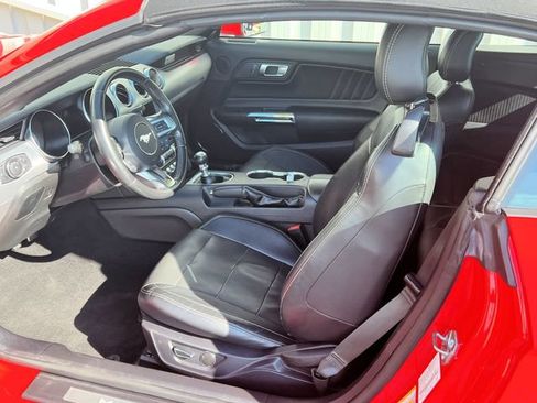 Used 2019 Ford Mustang GT Premium RWD image 10