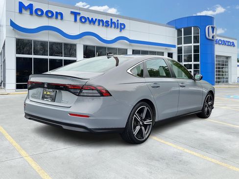 Used 2024 Honda Accord Sport image 6