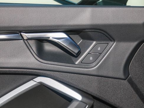 New 2025 Audi Q3 2.0T Premium image 34