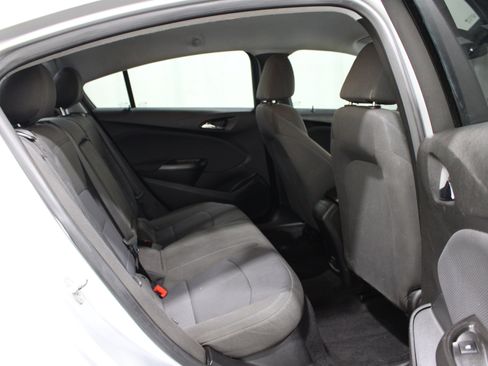 Used 2019 Chevrolet Cruze LT w/ Convenience Package FWD image 24