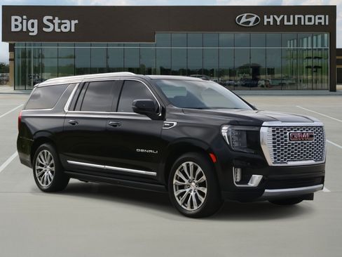 Used 2023 GMC Yukon XL Denali w/ Denali Reserve Package image 6
