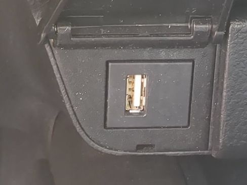 Used 2022 Toyota Camry SE FWD image 22