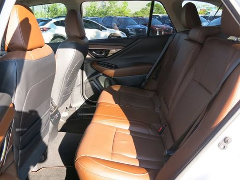 Used 2024 Subaru Outback Limited AWD/4WD image 15