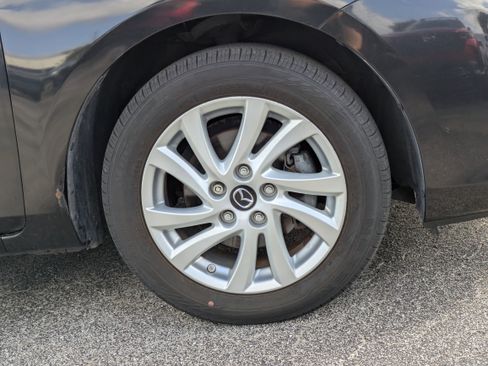 Used 2013 MAZDA MAZDA3 i Touring image 11