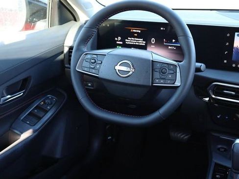 New 2026 Nissan Sentra SR w/ Floor Mat Package FWD image 24