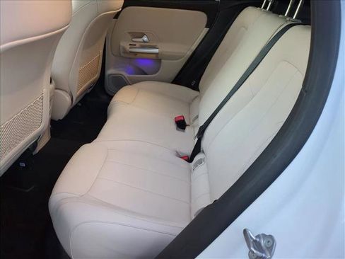 Used 2023 Mercedes-Benz GLA 250 image 19