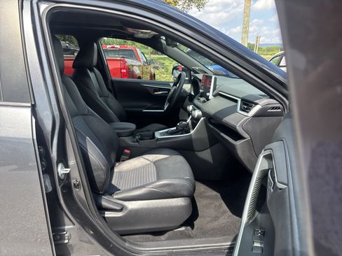 Used 2021 Toyota RAV4 XSE AWD/4WD image 25