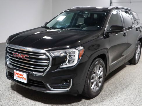 Used 2022 GMC Terrain SLT image 31