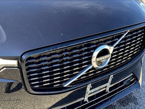 Used 2021 Volvo XC60 T6 R-Design image 30