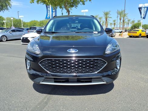 Certified 2022 Ford Escape SEL FWD image 2