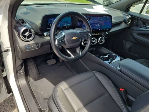Used 2024 Chevrolet Blazer EV LT AWD/4WD image 23
