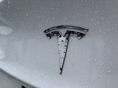 Used 2022 Tesla Model 3 Long Range AWD/4WD image 10