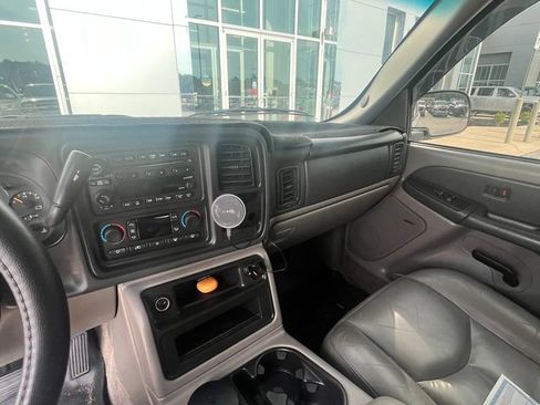 Used 2003 Chevrolet Tahoe Z71 AWD/4WD image 8