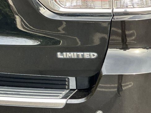 Used 2019 Jeep Grand Cherokee Limited image 29