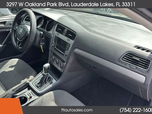 Used 2016 Volkswagen Golf S FWD image 33