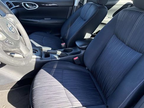 Used 2016 Nissan Sentra SV image 19