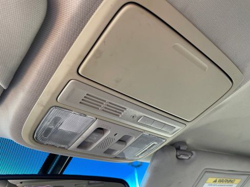 Used 2011 Acura TSX Sedan image 19