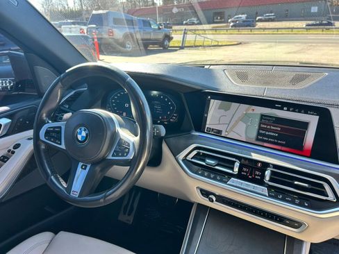 Used 2021 BMW X5 sDrive40i w/ M Sport Package image 25