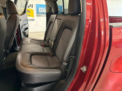 Used 2016 Chevrolet Colorado Z71 AWD/4WD image 25