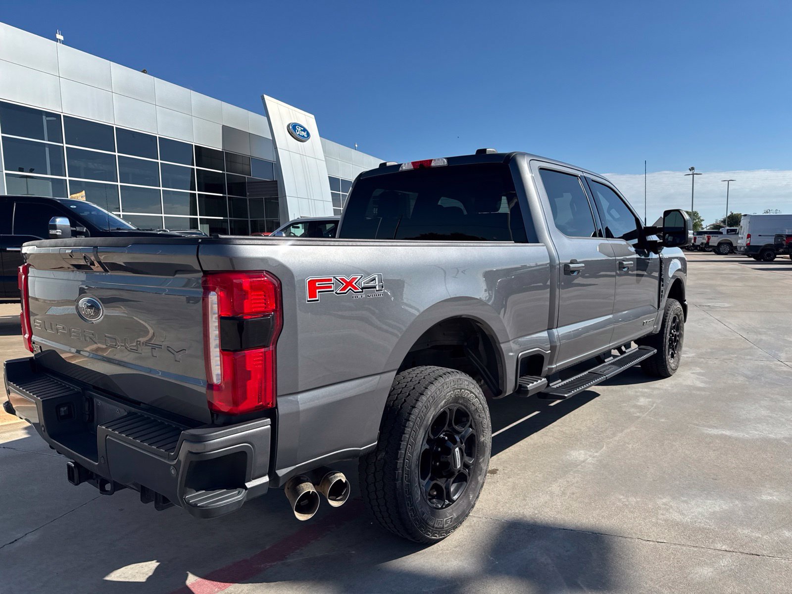 Used 2024 Ford F250 XLT w/ XLT Premium Package AWD/4WD image 3