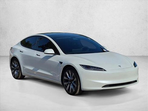 Used 2024 Tesla Model 3 RWD image 3