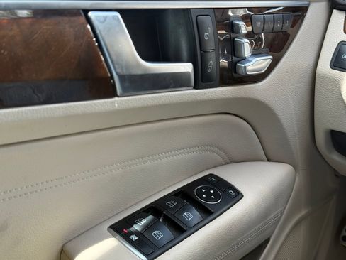 Used 2014 Mercedes-Benz E 550 Cabriolet image 31
