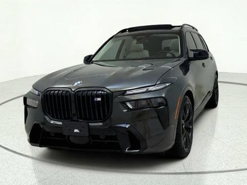 Used 2025 BMW X7 M60i AWD/4WD image 3