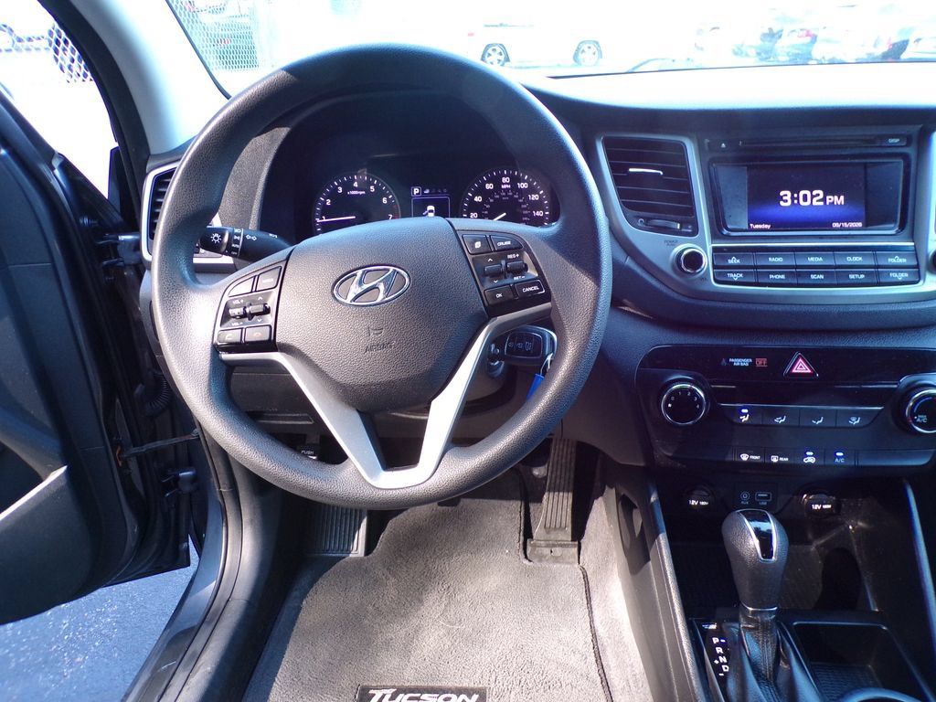 Used 2018 Hyundai Tucson SE AWD/4WD image 15