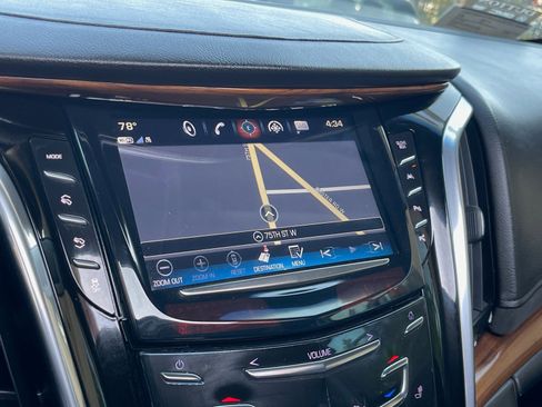 Used 2017 Cadillac Escalade ESV Premium Luxury image 38