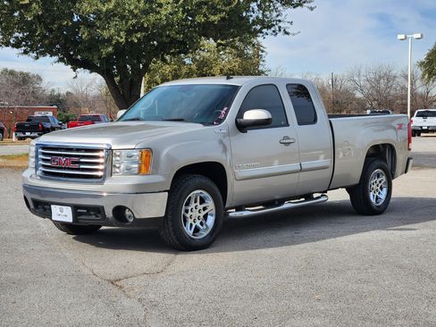 Used 2008 GMC Sierra 1500 SLT w/ All-Terrain Package image 3
