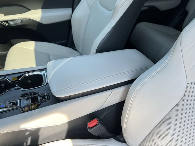 Used 2023 Lexus RX 350 Premium w/ Accessory Package (Z1) AWD/4WD image 19