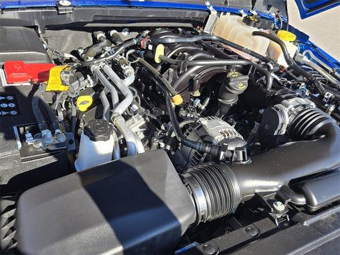 Used 2022 Jeep Gladiator Overland w/ LED Lighting Group image 19