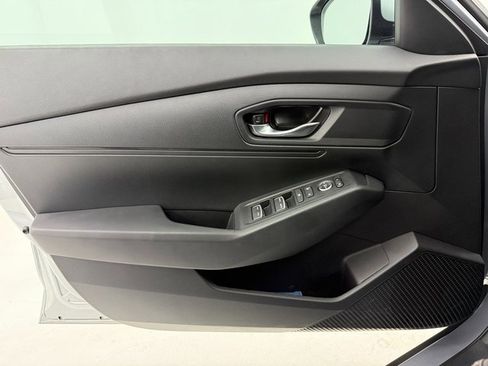 Used 2025 Honda Accord LX image 16