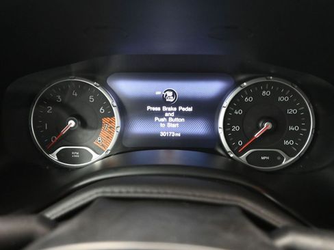 Used 2021 Jeep Renegade Latitude w/ Sun & Sound Group image 13