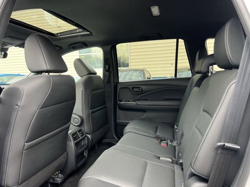 Certified 2023 Honda Passport EX-L image 20