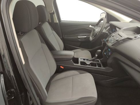 Used 2017 Ford Escape SE image 21