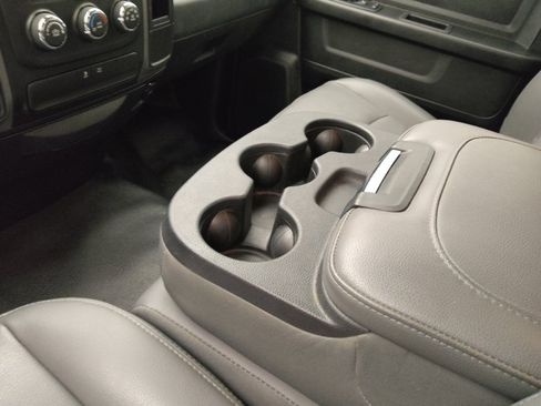 Used 2018 RAM 1500 Tradesman RWD image 26