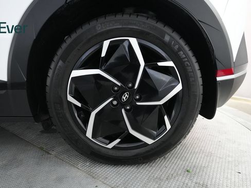 Used 2024 Hyundai Ioniq 5 SEL RWD image 9