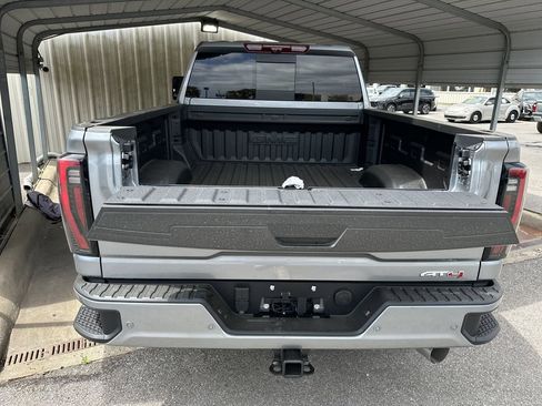 New 2026 GMC Sierra 2500 AT4 w/ AT4 Premium Plus Package image 32