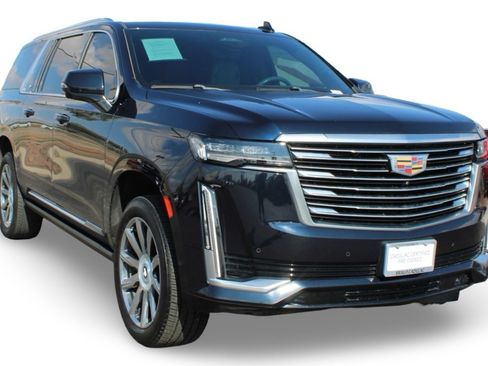 Used 2022 Cadillac Escalade ESV Premium Luxury Platinum image 3