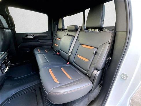 Certified 2025 GMC Sierra 1500 AT4 w/ AT4 Premium Package image 28