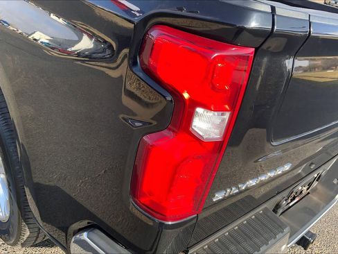 Used 2021 Chevrolet Silverado 1500 LTZ image 28