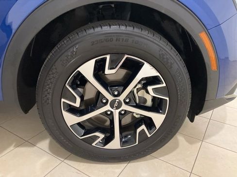 Used 2024 Kia Sportage EX image 29