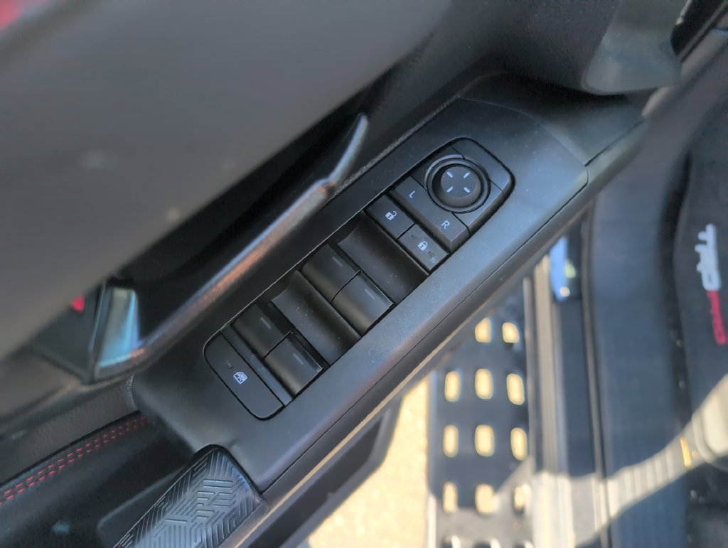 Used 2024 Toyota Tacoma TRD Pro AWD/4WD image 20